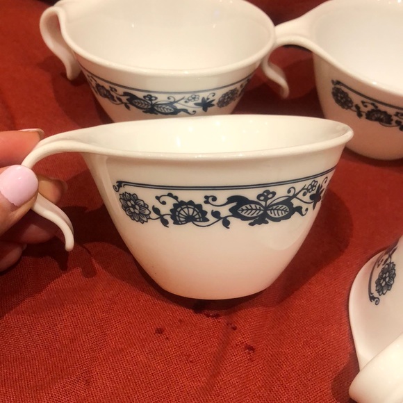 5 Corelle tea cups - Picture 2 of 8